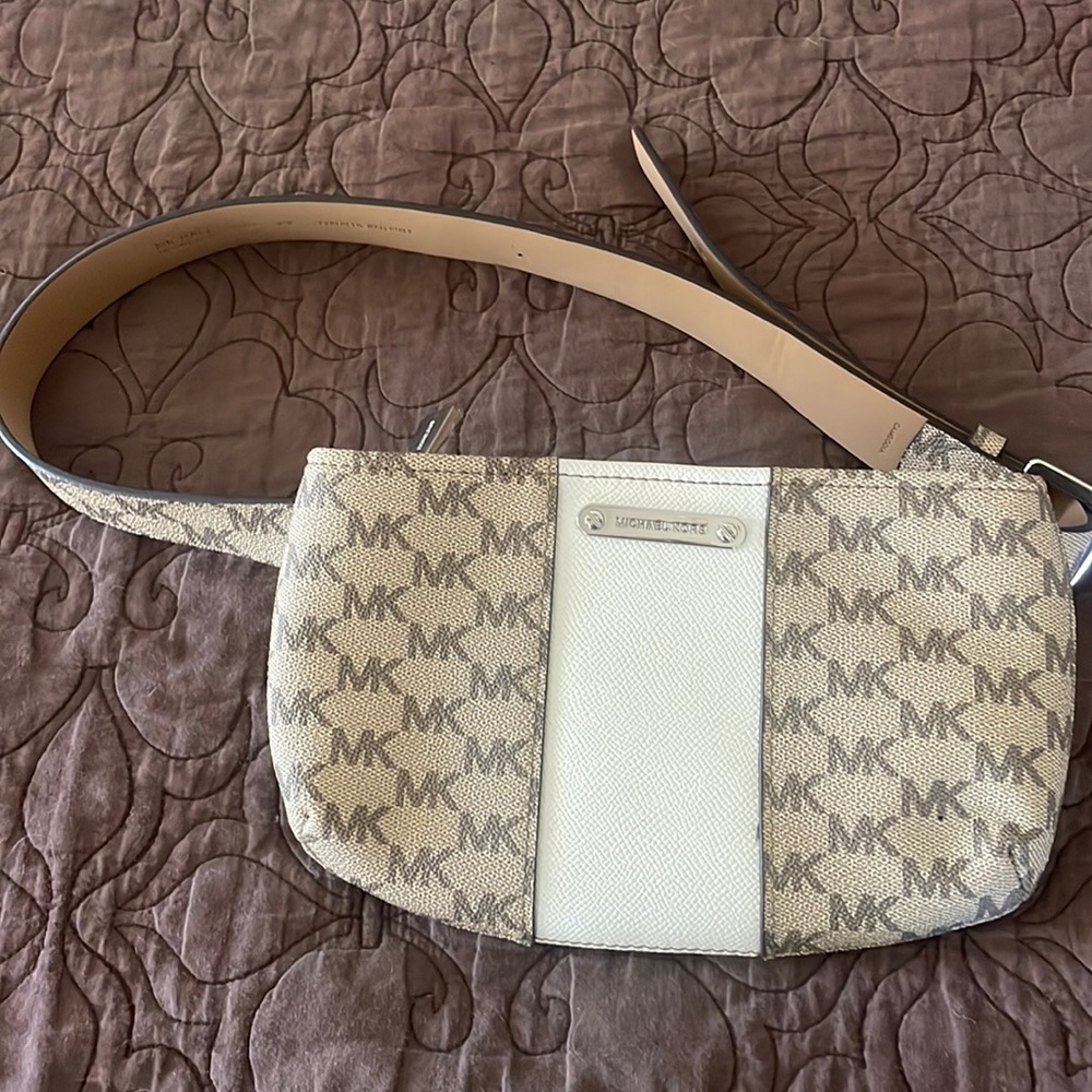Michael Kors fanny pack NWOT